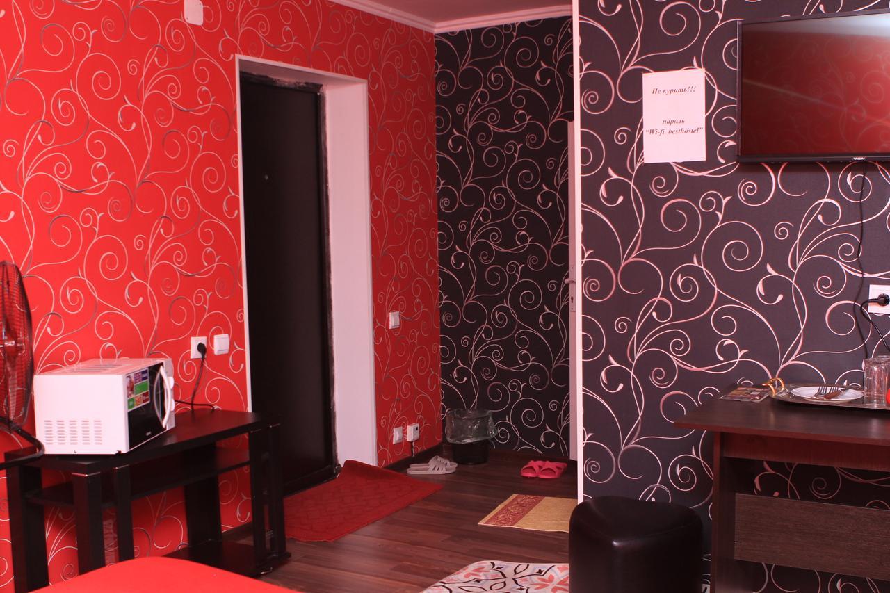 Holiday Hostel House Bishkek Ngoại thất bức ảnh